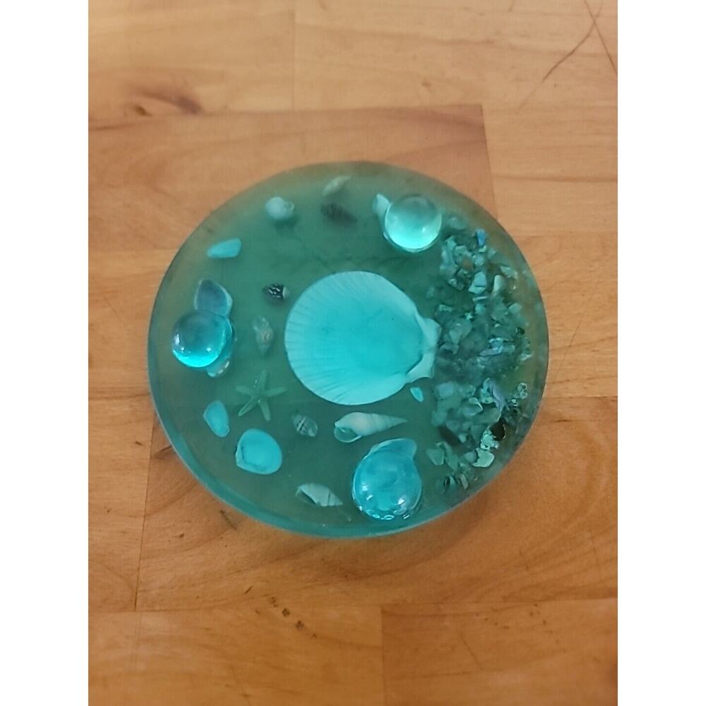 Vintage Lucite Shell & Abalone Round Trivet Green Under Water Scene 7.5" COASTAL - Picture 4 of 5